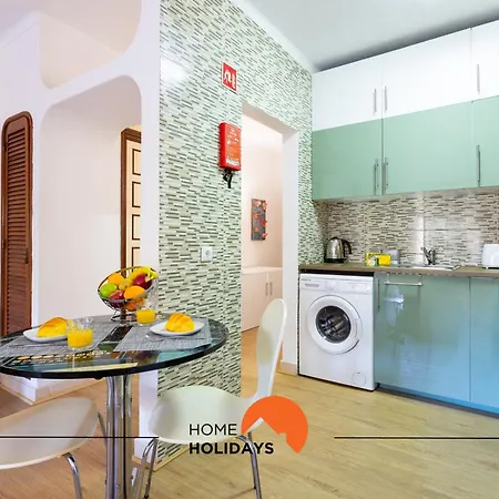 #287 Rodrimar 212 By Holidays *