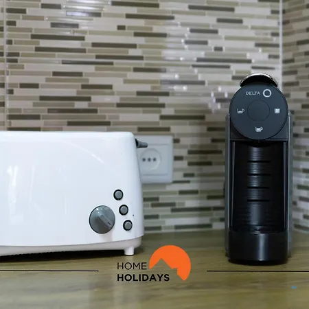 #287 Rodrimar 212 By Holidays