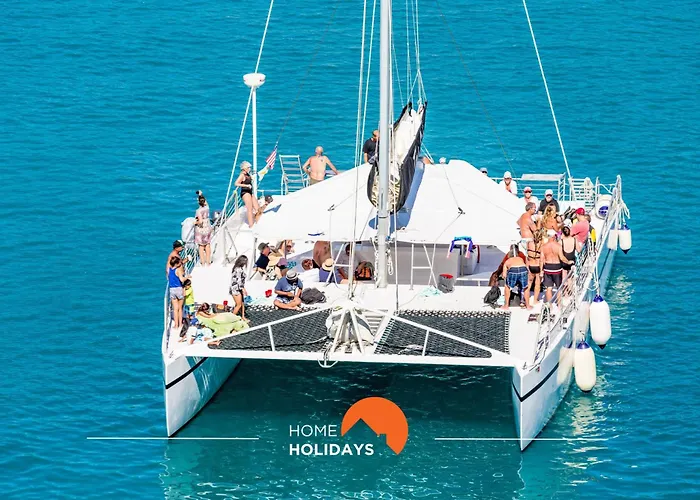 #287 Rodrimar 212 By Holidays